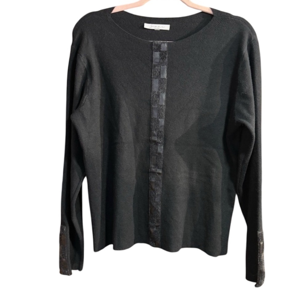 Sioni Black Long Sleeve Top‎ with Textured Trim Sz L